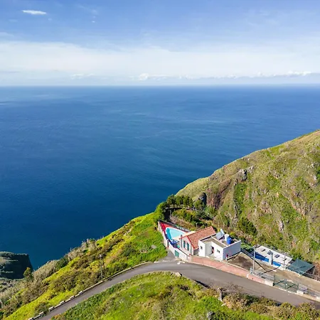 Ocean Panorama House By Homie * Calheta (Madeira)