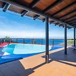 Ocean Panorama House By Homie Hébergement de vacances *
